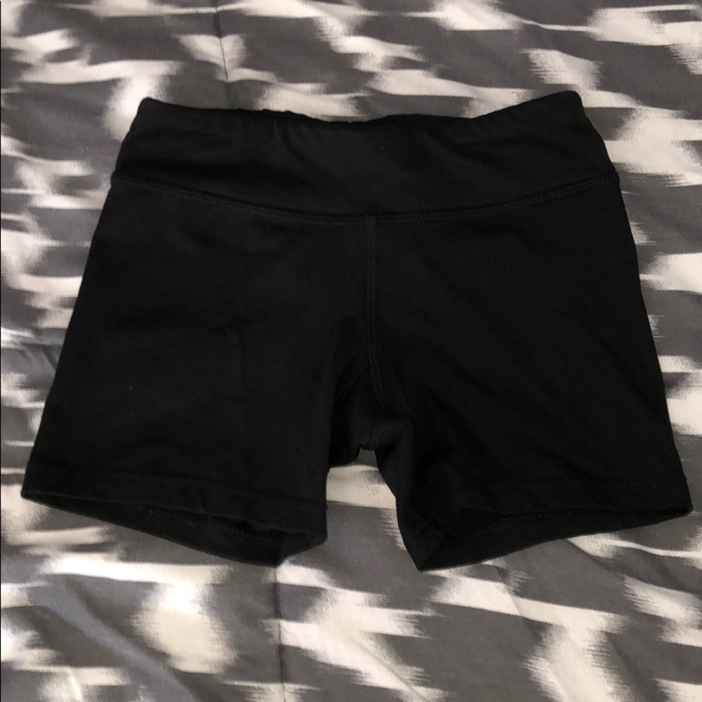 🖤Sporty short leggings/shorts🖤